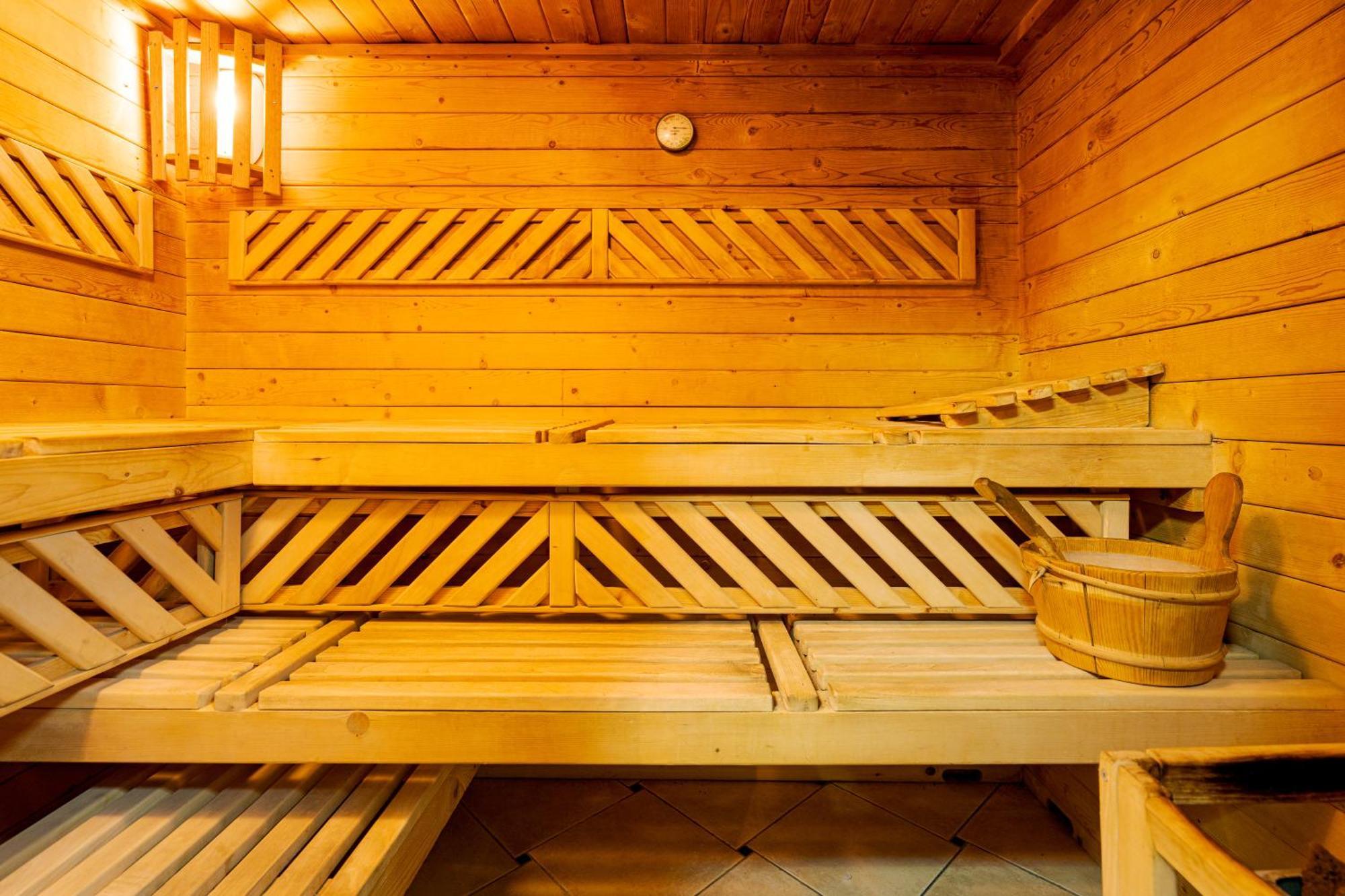 Casa Augsburg Ξενοδοχείο Băneşti Εξωτερικό φωτογραφία